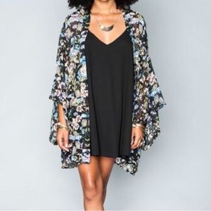 Show Me you mumu Texas kimono in Talking Tulips